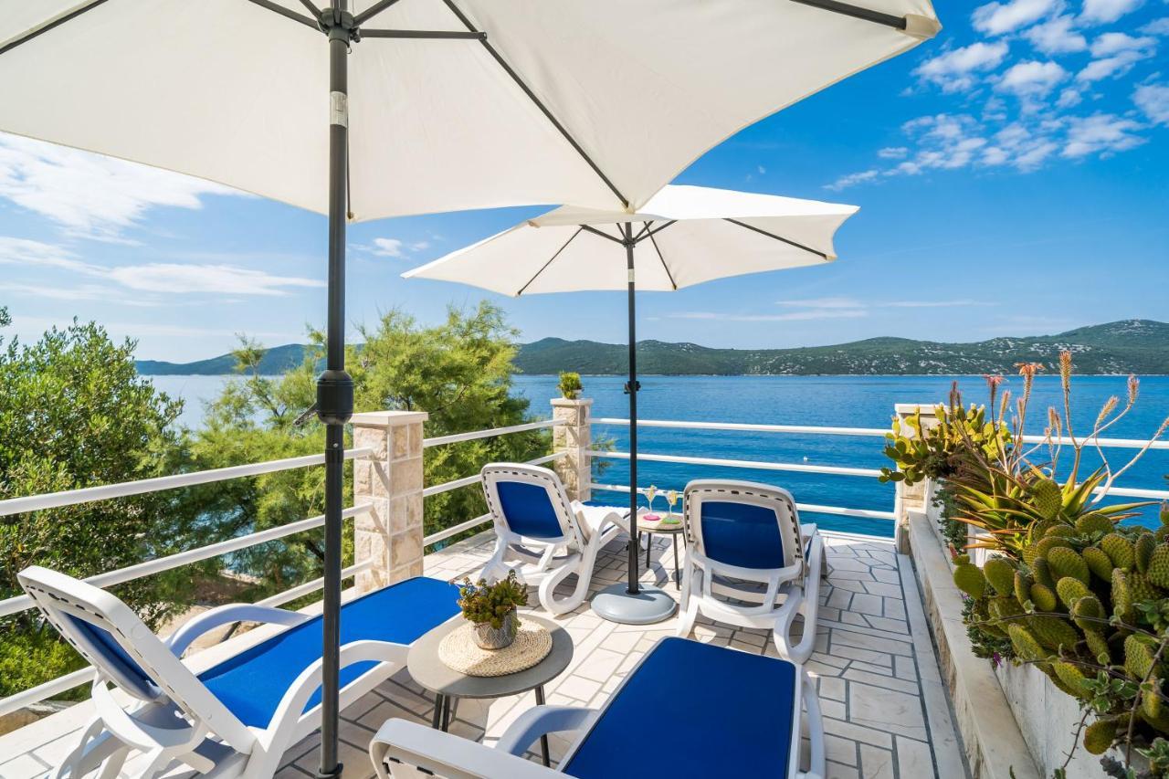 Apartments Ratac Lobrovic With Private Beach And Beautiful Sunset Slano Exteriér fotografie