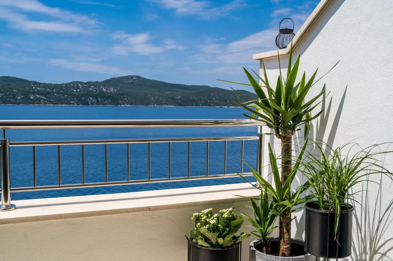 Apartments Ratac Lobrovic With Private Beach And Beautiful Sunset Slano Exteriér fotografie