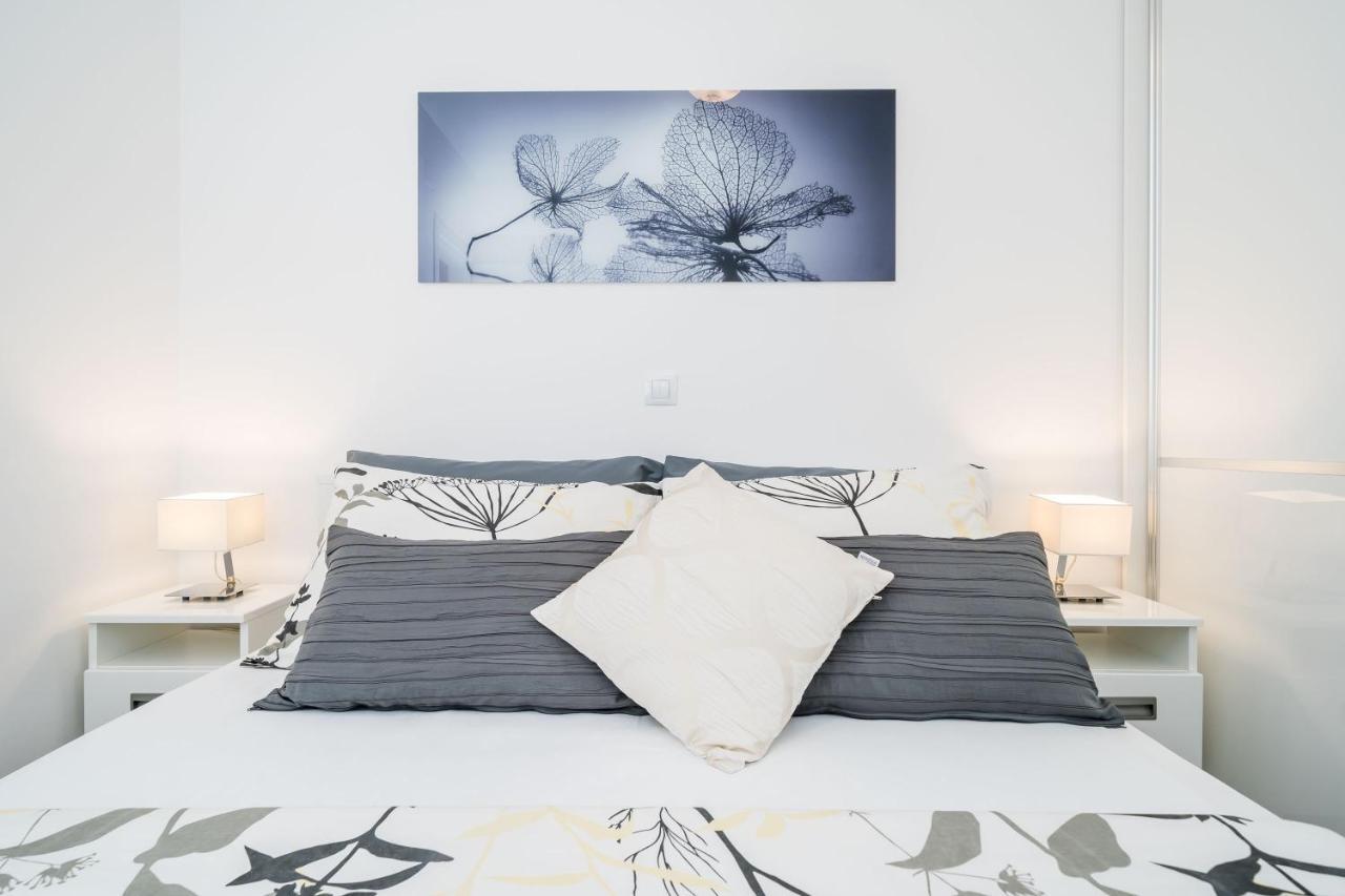 Apartments Ratac Lobrovic With Private Beach And Beautiful Sunset Slano Exteriér fotografie