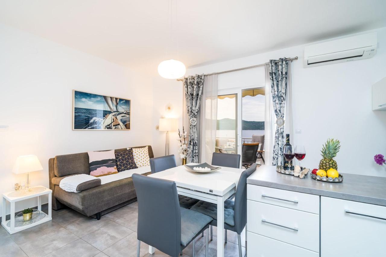 Apartments Ratac Lobrovic With Private Beach And Beautiful Sunset Slano Exteriér fotografie