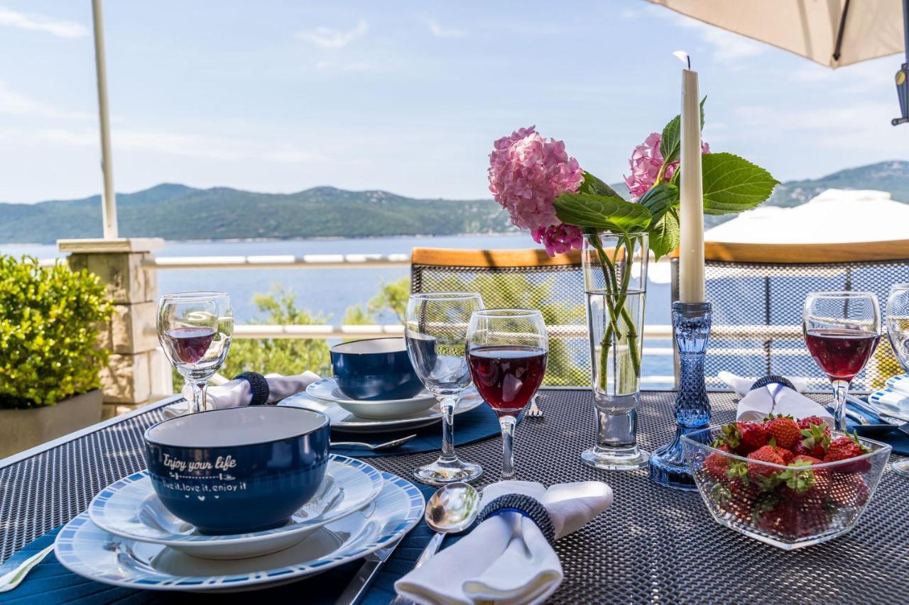 Apartments Ratac Lobrovic With Private Beach And Beautiful Sunset Slano Exteriér fotografie