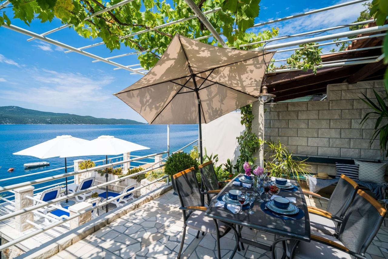 Apartments Ratac Lobrovic With Private Beach And Beautiful Sunset Slano Exteriér fotografie