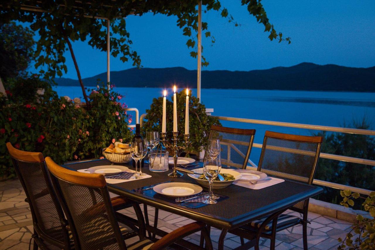Apartments Ratac Lobrovic With Private Beach And Beautiful Sunset Slano Exteriér fotografie