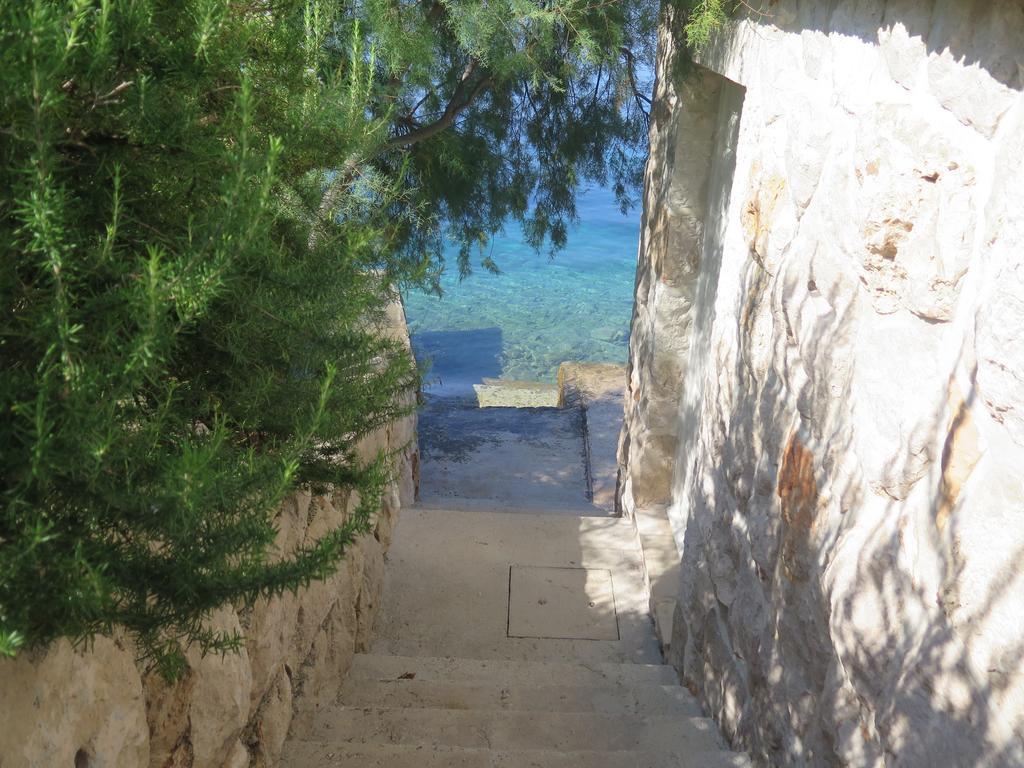 Apartments Ratac Lobrovic With Private Beach And Beautiful Sunset Slano Exteriér fotografie